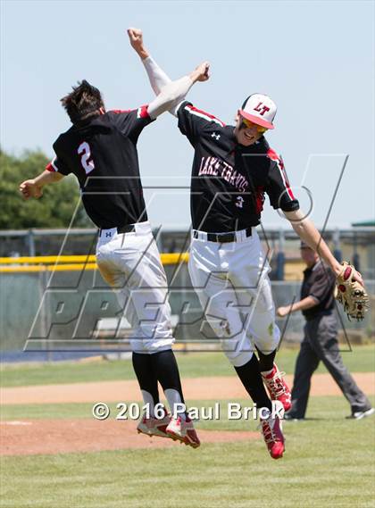 Thumbnail 1 in Lake Travis vs. Stony Point (Bi-District 6A 2nd Round) photogallery.