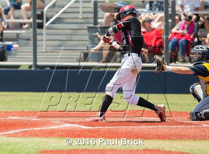 Thumbnail 1 in Lake Travis vs. Stony Point (Bi-District 6A 2nd Round) photogallery.