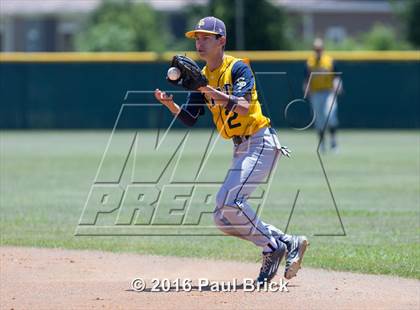 Thumbnail 2 in Lake Travis vs. Stony Point (Bi-District 6A 2nd Round) photogallery.