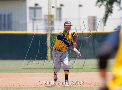 Thumbnail 1 in Lake Travis vs. Stony Point (Bi-District 6A 2nd Round) photogallery.