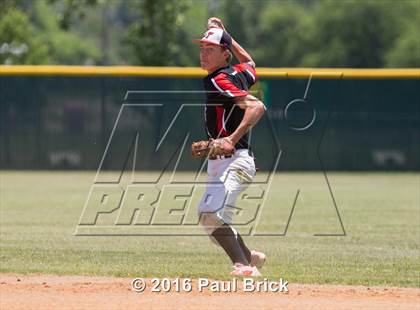 Thumbnail 3 in Lake Travis vs. Stony Point (Bi-District 6A 2nd Round) photogallery.