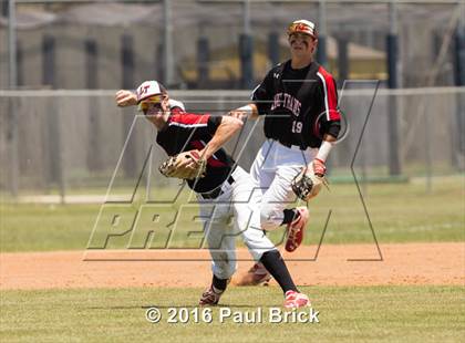Thumbnail 1 in Lake Travis vs. Stony Point (Bi-District 6A 2nd Round) photogallery.