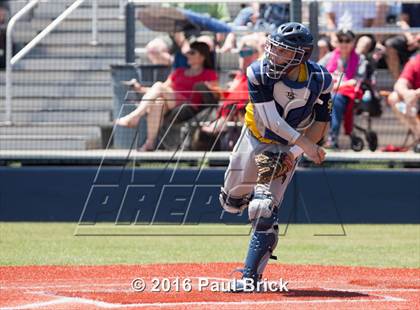 Thumbnail 2 in Lake Travis vs. Stony Point (Bi-District 6A 2nd Round) photogallery.