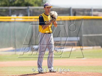 Thumbnail 1 in Lake Travis vs. Stony Point (Bi-District 6A 2nd Round) photogallery.