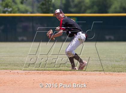 Thumbnail 2 in Lake Travis vs. Stony Point (Bi-District 6A 2nd Round) photogallery.