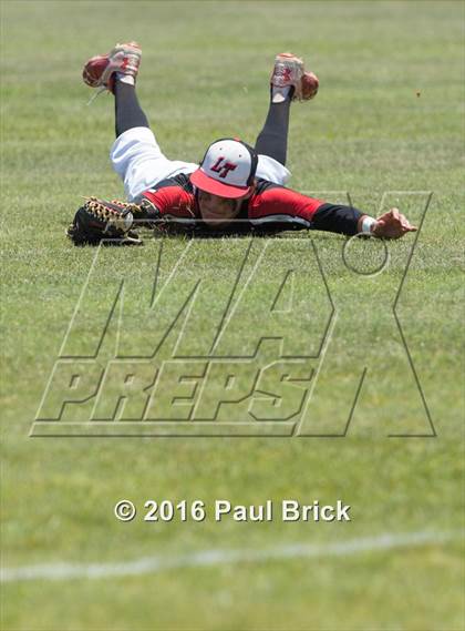 Thumbnail 1 in Lake Travis vs. Stony Point (Bi-District 6A 2nd Round) photogallery.