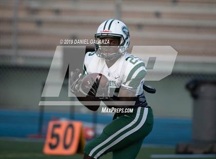 Thumbnail 3 in Carol City vs Central photogallery.
