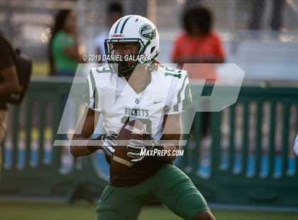 Thumbnail 3 in Carol City vs Central photogallery.