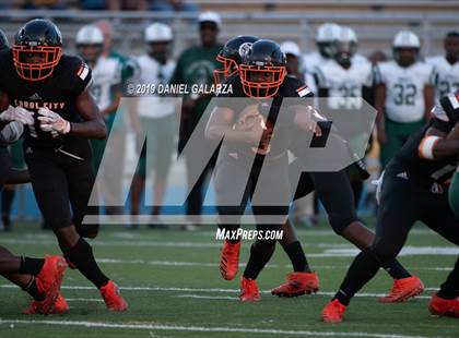 Thumbnail 1 in Carol City vs Central photogallery.