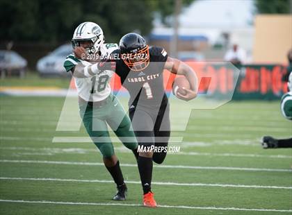Thumbnail 1 in Carol City vs Central photogallery.