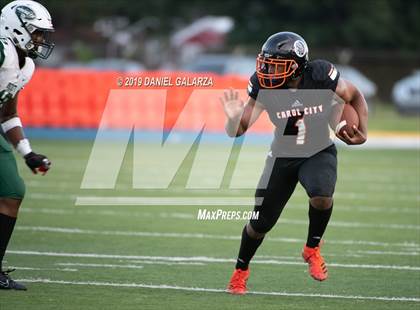 Thumbnail 2 in Carol City vs Central photogallery.