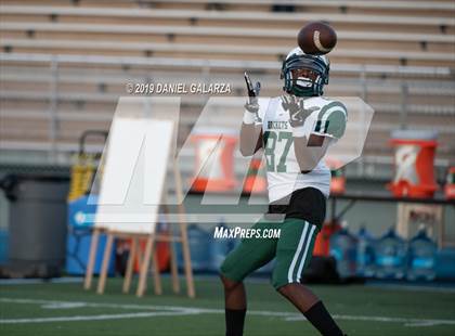 Thumbnail 2 in Carol City vs Central photogallery.
