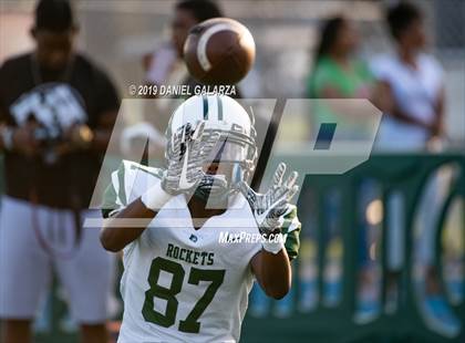 Thumbnail 1 in Carol City vs Central photogallery.