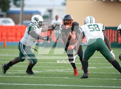 Thumbnail 1 in Carol City vs Central photogallery.