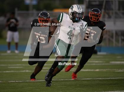 Thumbnail 3 in Carol City vs Central photogallery.