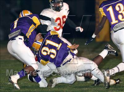 Thumbnail 3 in Lynwood vs. Dominguez photogallery.