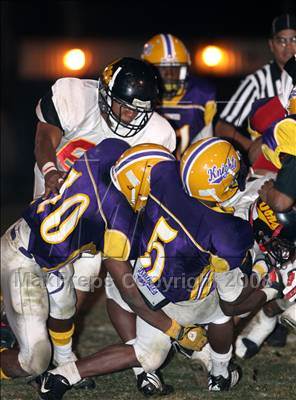 Thumbnail 3 in Lynwood vs. Dominguez photogallery.