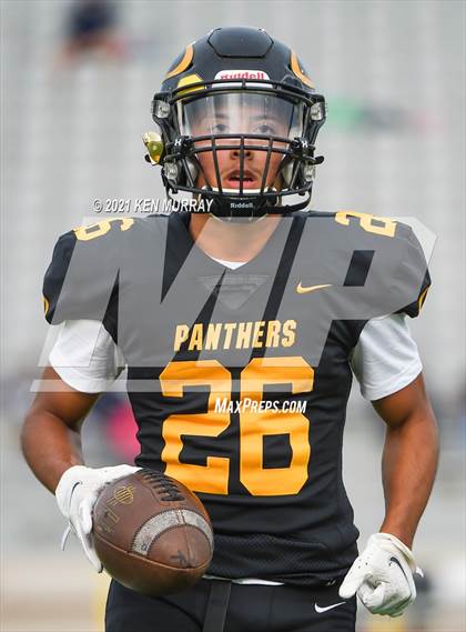 Thumbnail 2 in Klein Collins vs Klein Oak photogallery.