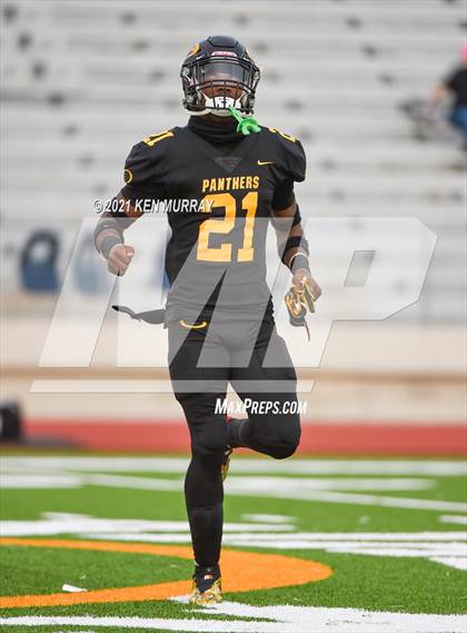 Thumbnail 3 in Klein Collins vs Klein Oak photogallery.