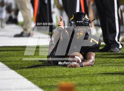 Thumbnail 1 in Klein Collins vs Klein Oak photogallery.