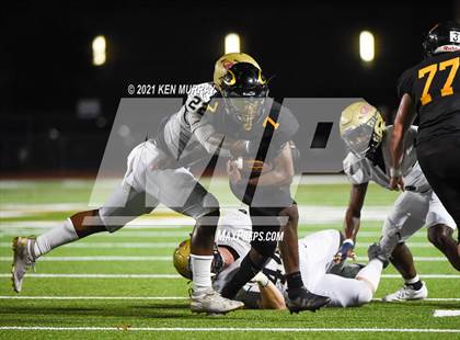 Thumbnail 3 in Klein Collins vs Klein Oak photogallery.