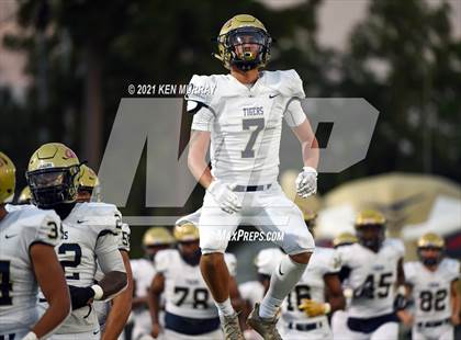 Thumbnail 1 in Klein Collins vs Klein Oak photogallery.