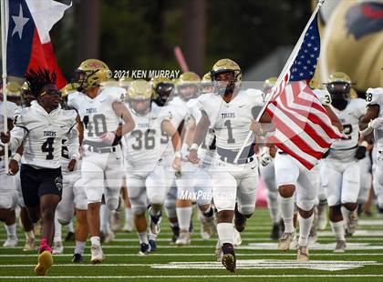 Thumbnail 2 in Klein Collins vs Klein Oak photogallery.