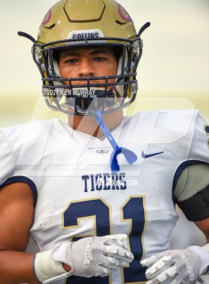 Thumbnail 1 in Klein Collins vs Klein Oak photogallery.