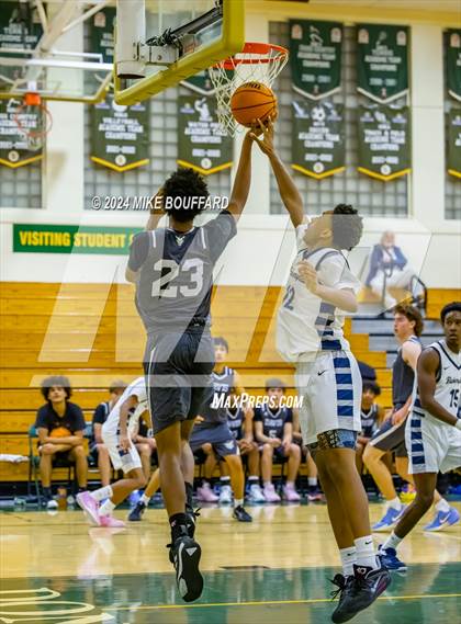 Thumbnail 1 in Bakersfield vs Davis Sr. (Santa Barbara Holiday Classic) photogallery.