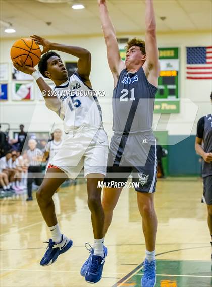 Thumbnail 2 in Bakersfield vs Davis Sr. (Santa Barbara Holiday Classic) photogallery.