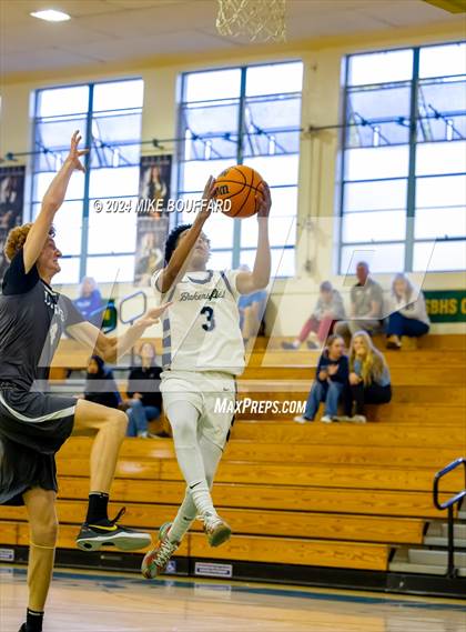 Thumbnail 3 in Bakersfield vs Davis Sr. (Santa Barbara Holiday Classic) photogallery.