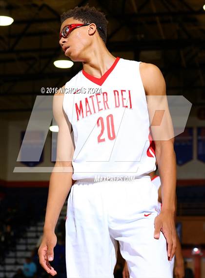 Thumbnail 2 in Salesian College Preparatory vs. Mater Dei (Tarkanian Classic) photogallery.