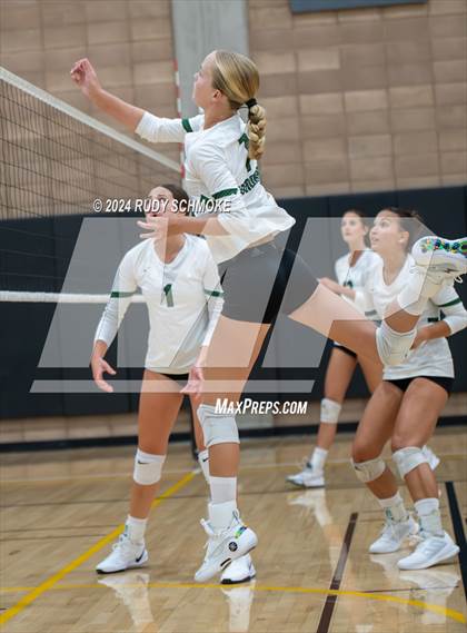 Thumbnail 3 in Coronado vs. Marina (SD Varsity Classic)  photogallery.