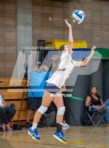 Thumbnail 2 in Coronado vs. Marina (SD Varsity Classic)  photogallery.