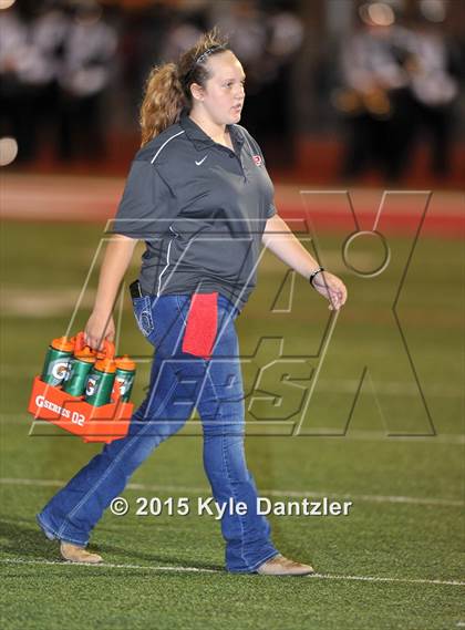 Thumbnail 1 in Nocona @ Ponder photogallery.