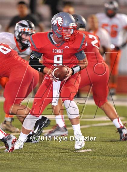 Thumbnail 1 in Nocona @ Ponder photogallery.