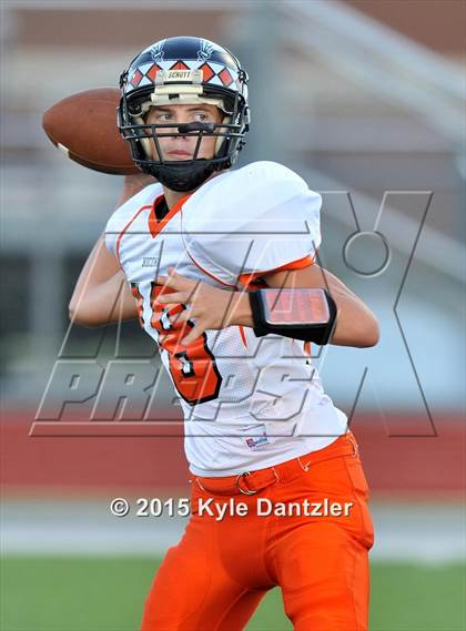 Thumbnail 2 in Nocona @ Ponder photogallery.