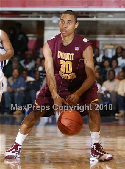 Thumbnail 1 in New Rochelle vs. Mt. Vernon (Section 1 Class AA Semifinal) photogallery.