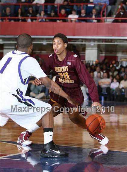 Thumbnail 2 in New Rochelle vs. Mt. Vernon (Section 1 Class AA Semifinal) photogallery.