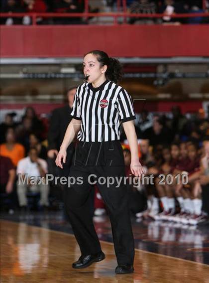Thumbnail 1 in New Rochelle vs. Mt. Vernon (Section 1 Class AA Semifinal) photogallery.