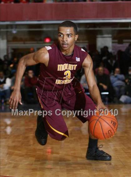 Thumbnail 3 in New Rochelle vs. Mt. Vernon (Section 1 Class AA Semifinal) photogallery.