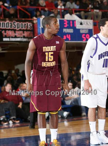 Thumbnail 2 in New Rochelle vs. Mt. Vernon (Section 1 Class AA Semifinal) photogallery.