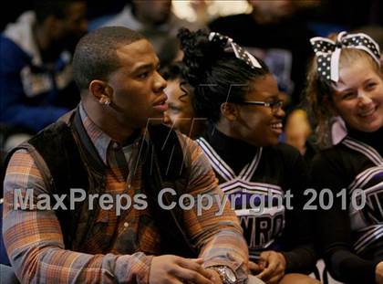 Thumbnail 1 in New Rochelle vs. Mt. Vernon (Section 1 Class AA Semifinal) photogallery.