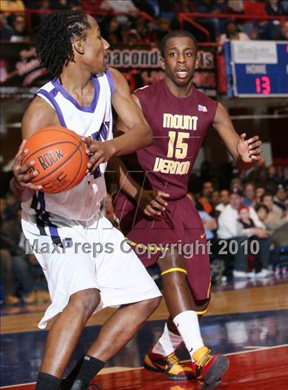 Thumbnail 2 in New Rochelle vs. Mt. Vernon (Section 1 Class AA Semifinal) photogallery.