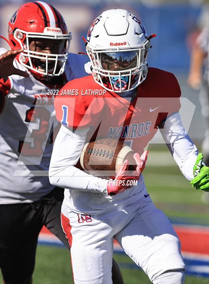 Thumbnail 2 in Geneva @ Monroe (NYSPHSAA Section 5 Class B Quarterfinals) photogallery.