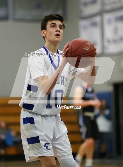 Thumbnail 2 in Darien @ Ludlowe photogallery.