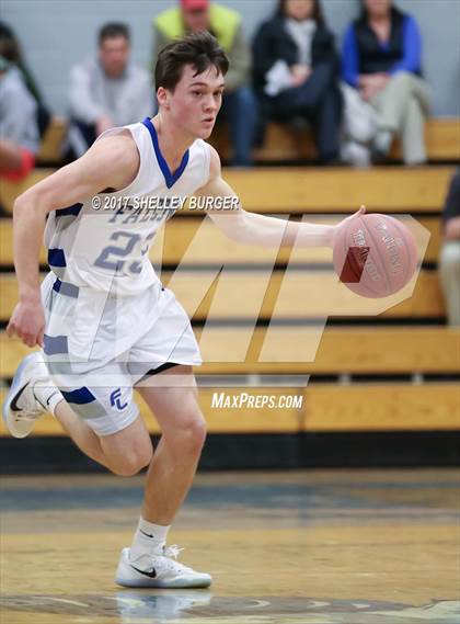 Thumbnail 1 in Darien @ Ludlowe photogallery.