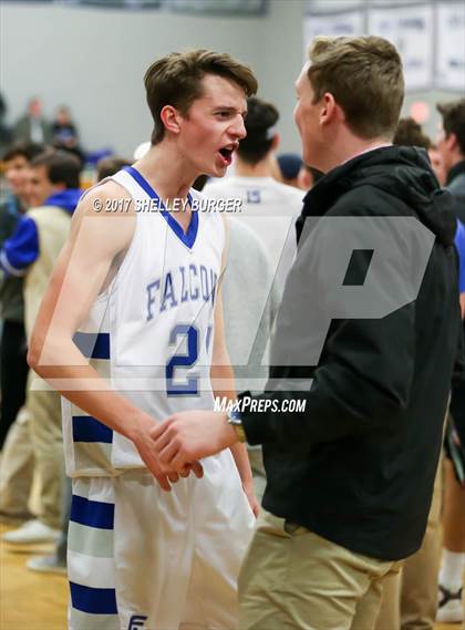Thumbnail 3 in Darien @ Ludlowe photogallery.