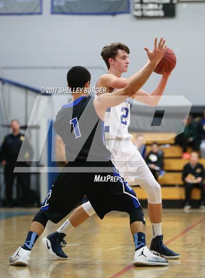 Thumbnail 2 in Darien @ Ludlowe photogallery.