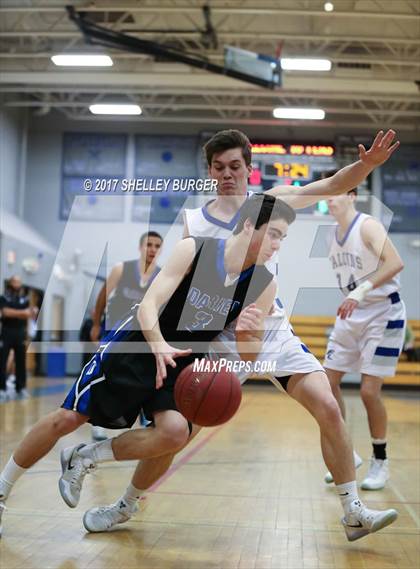 Thumbnail 1 in Darien @ Ludlowe photogallery.
